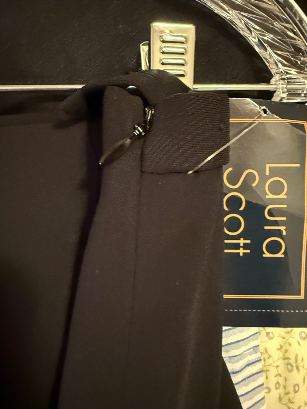 Laura Scott Black Pencil Skirt — Clean Tailored Design - Picture 3 of 6